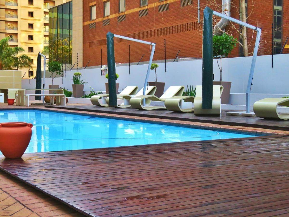 Comfort Apartment Sa ヨハネスブルグ エクステリア 写真