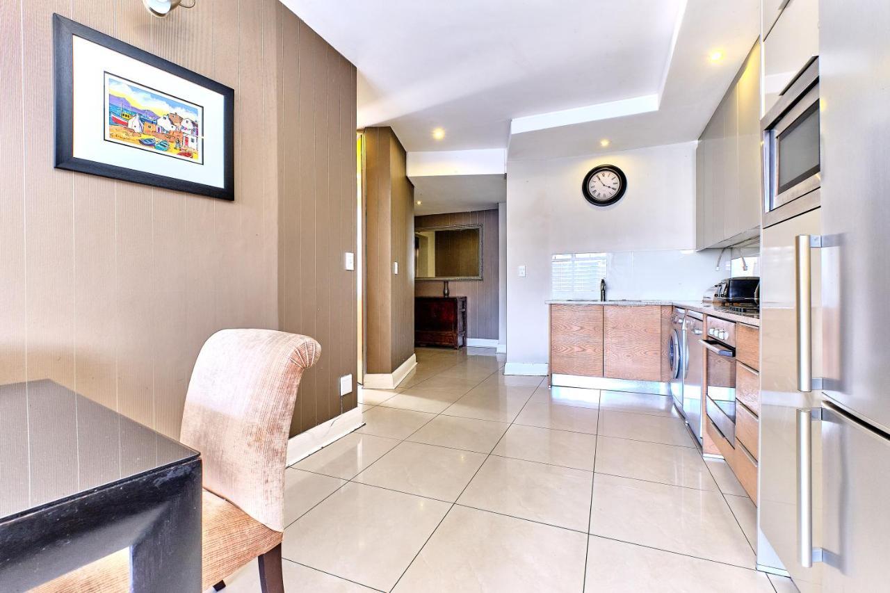 Comfort Apartment Sa ヨハネスブルグ エクステリア 写真